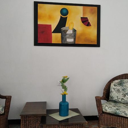 Hotel Casa Quinta Marbella - Melgar Eksteriør billede
