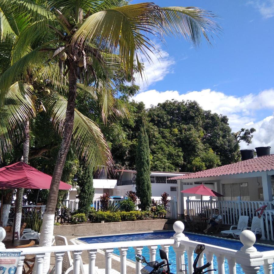 Hotel Casa Quinta Marbella - Melgar Eksteriør billede