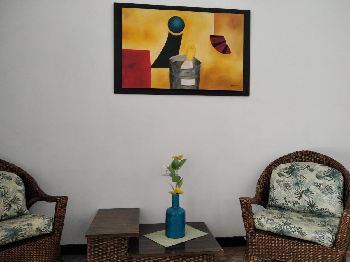 Hotel Casa Quinta Marbella - Melgar Eksteriør billede